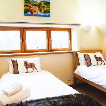 Clovenstone Lodges Inverurie Extérieur photo