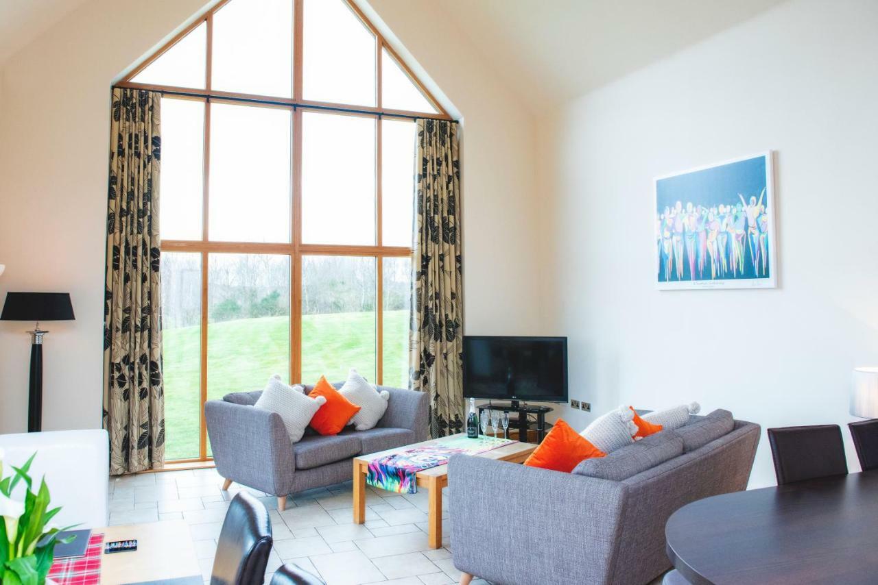 Clovenstone Lodges Inverurie Extérieur photo